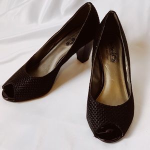 Coach and Four black peeptoe heels size 10